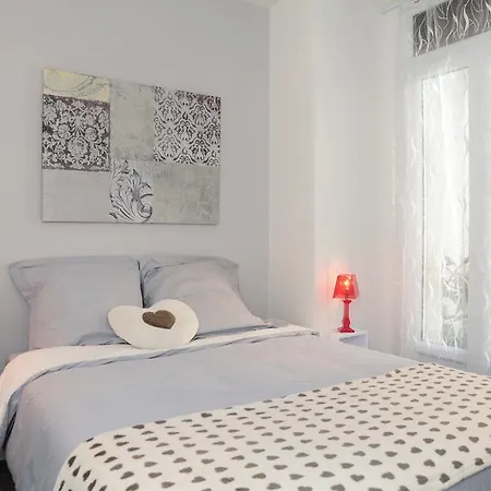 Imperazur Five Stars House Ницца