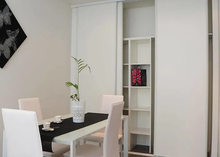 Imperazur Five Stars House نيس